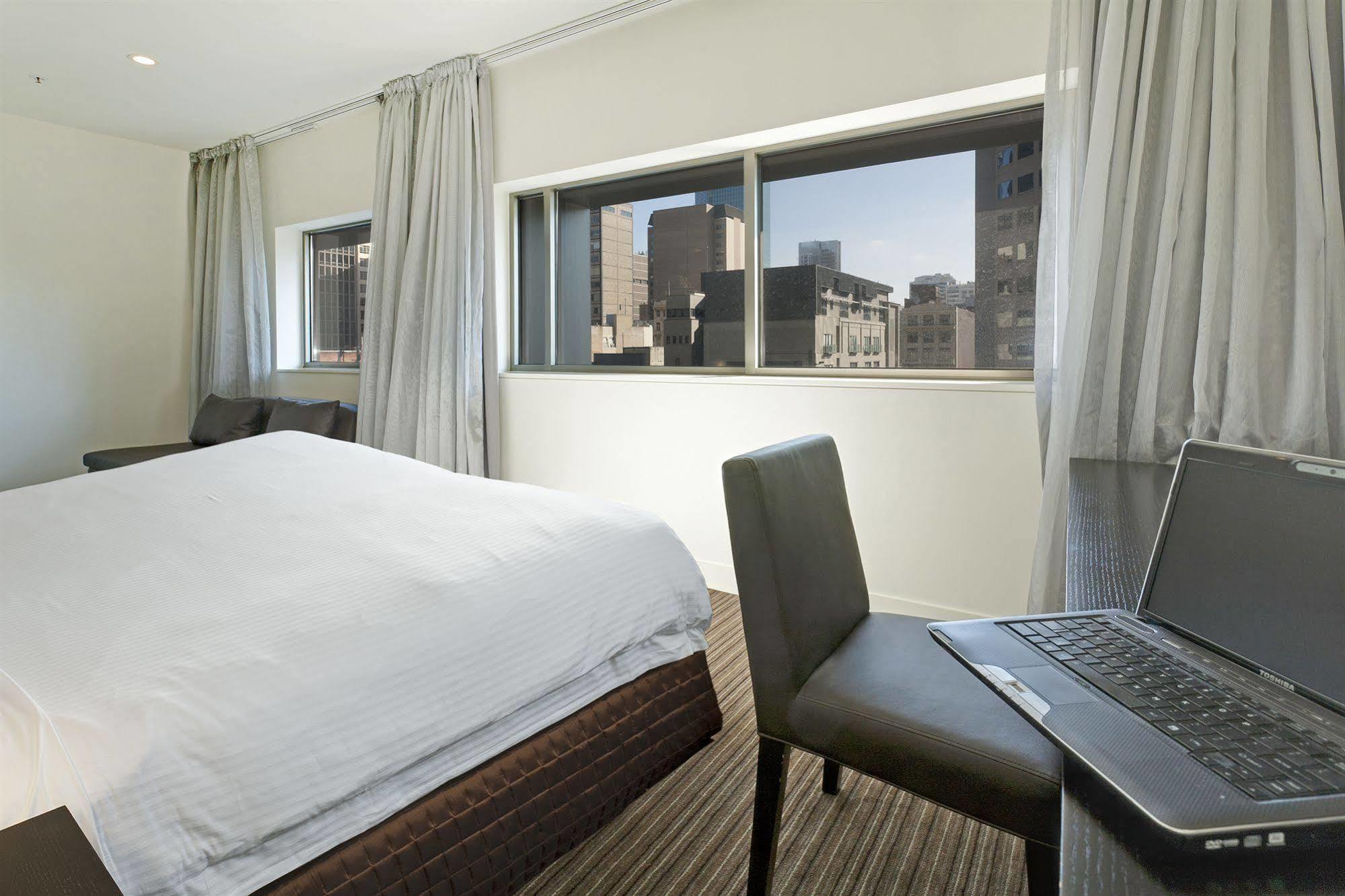 Causeway 353 Hotel Melbourne Eksteriør billede